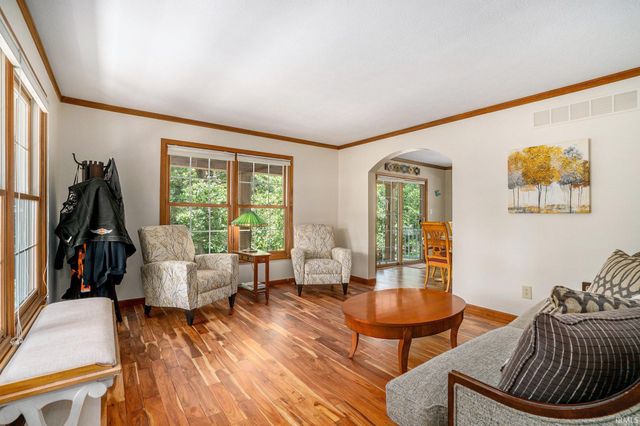 58924 County Road 1, Elkhart, IN 46517