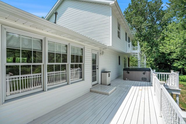 58924 County Road 1, Elkhart, IN 46517