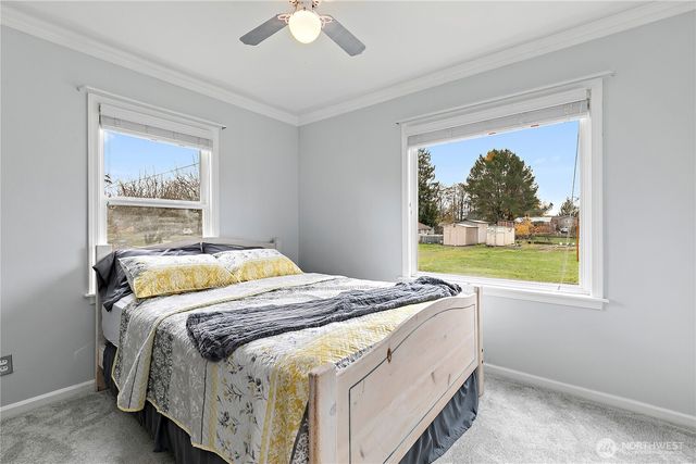 111 E Cindy Road, Centralia, WA 98531