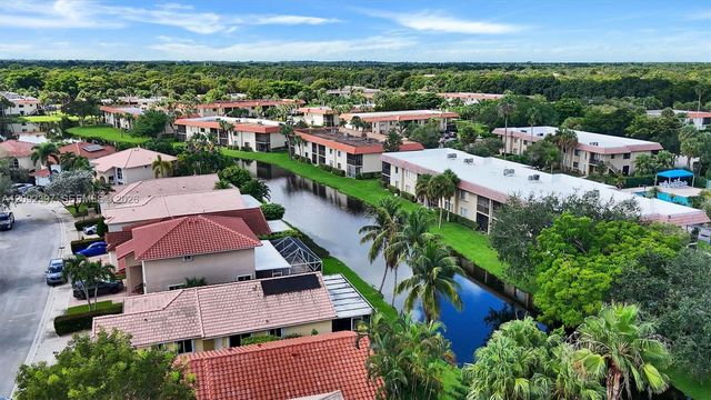 127 Danielle Court, Weston, FL 33326