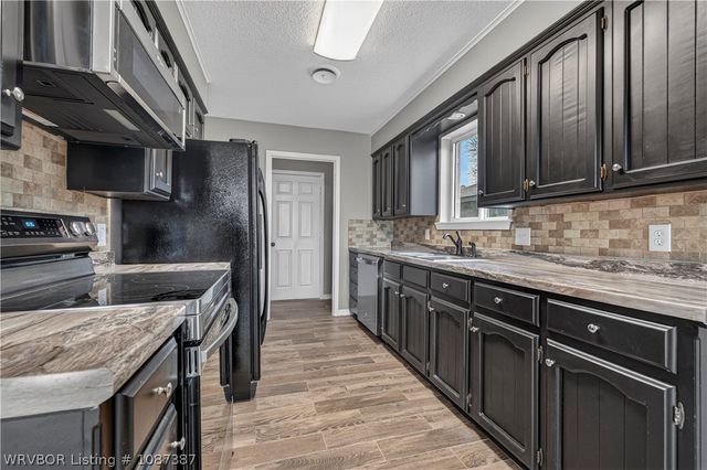 504 M Street, Barling, AR 72923