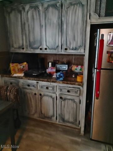 631 Coitsville Road, Campbell, OH 44405