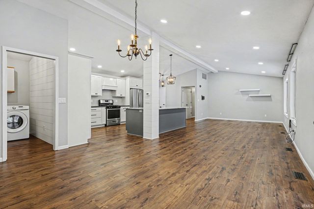 14833 Van Pelt Drive, Goshen, IN 46526