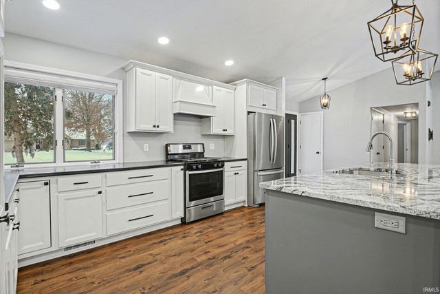 14833 Van Pelt Drive, Goshen, IN 46526