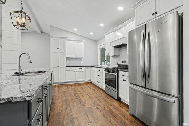 14833 Van Pelt Drive, Goshen, IN 46526