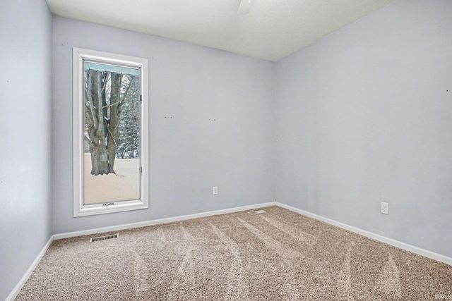 14833 Van Pelt Drive, Goshen, IN 46526