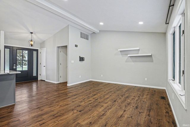 14833 Van Pelt Drive, Goshen, IN 46526