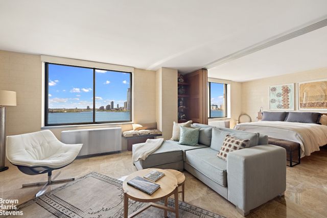 21 S END Avenue PH1E, New York City, NY 10280