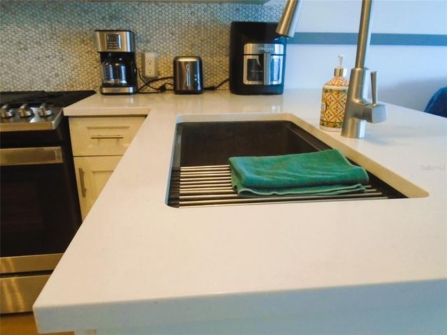 5434 FAIRFIELD AVENUE S 1, Gulfport, FL 33707
