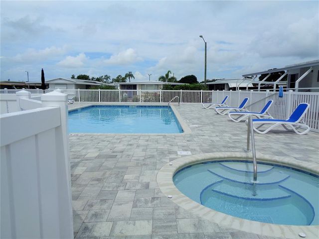 5434 FAIRFIELD AVENUE S 1, Gulfport, FL 33707