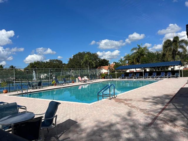 9632 Sills Drive E 204, Boynton Beach, FL 33437