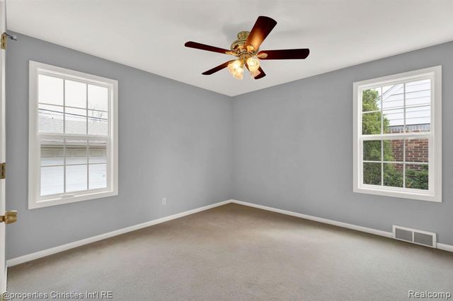 1240 W 11 Mile Road, Berkley, MI 48072