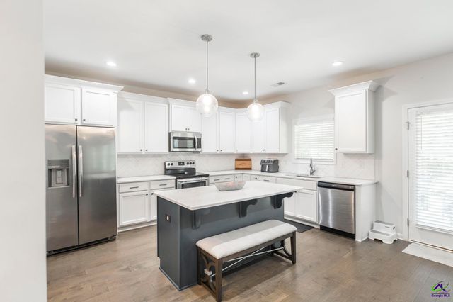 316 Shoshone Circle, Kathleen, GA 31047