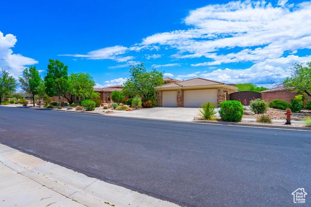 1578 N LIBERTY GREENS DR, Washington, UT 84780