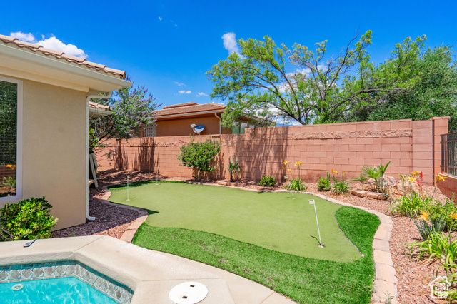 1578 N LIBERTY GREENS DR, Washington, UT 84780