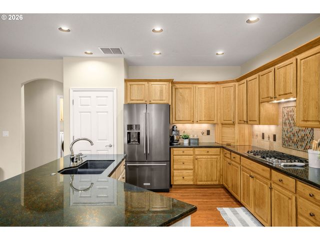 3186 Ne 12TH Ave, Hillsboro, OR 97124