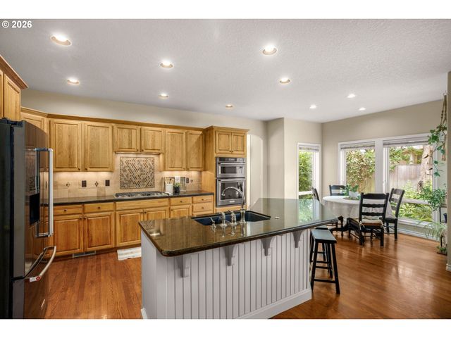 3186 Ne 12TH Ave, Hillsboro, OR 97124