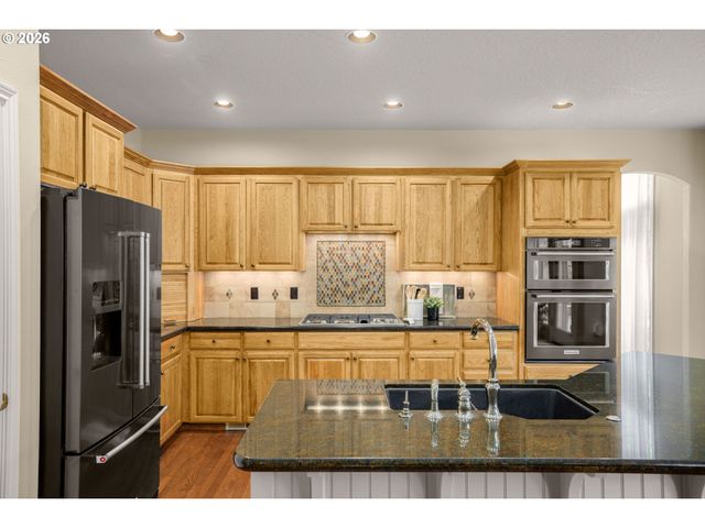 3186 Ne 12TH Ave, Hillsboro, OR 97124