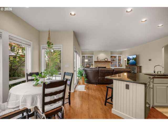 3186 Ne 12TH Ave, Hillsboro, OR 97124