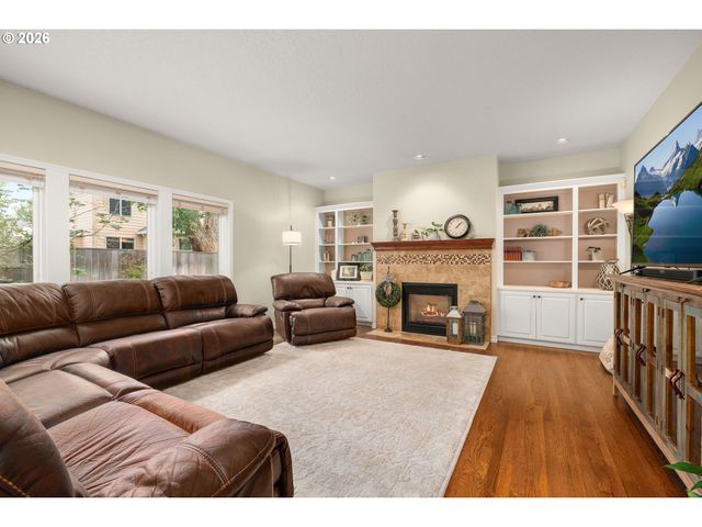 3186 Ne 12TH Ave, Hillsboro, OR 97124