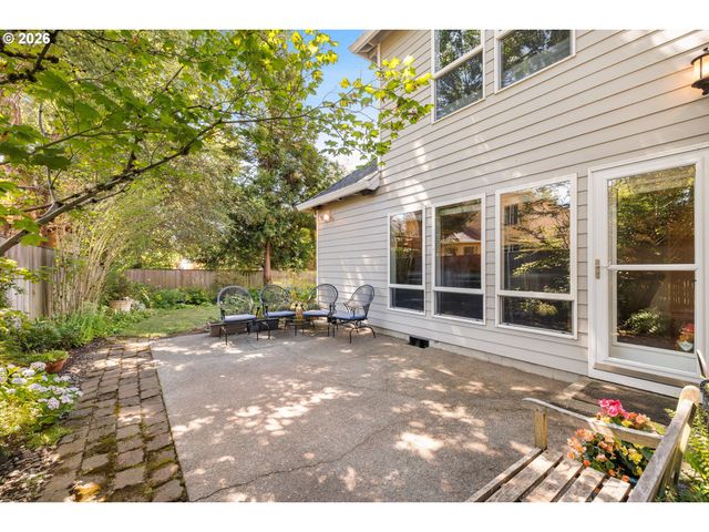 3186 Ne 12TH Ave, Hillsboro, OR 97124