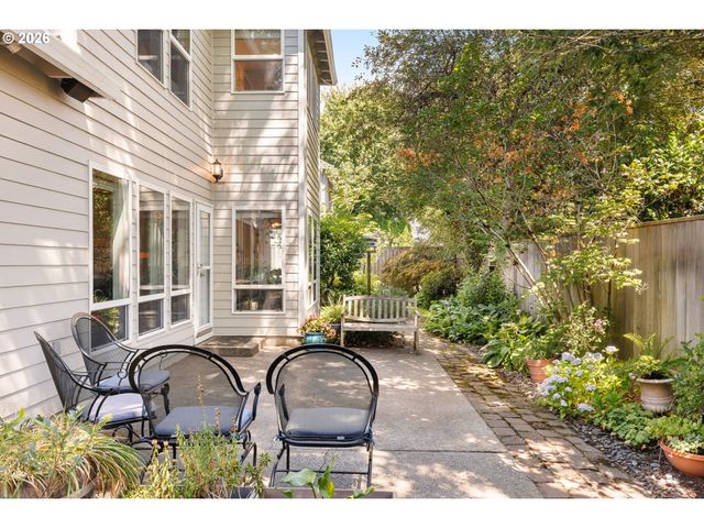 3186 Ne 12TH Ave, Hillsboro, OR 97124