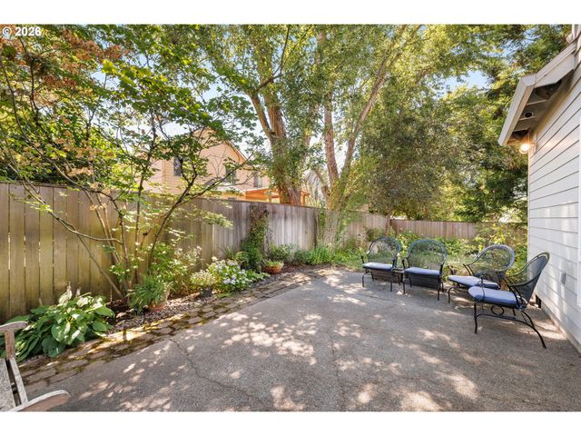 3186 Ne 12TH Ave, Hillsboro, OR 97124