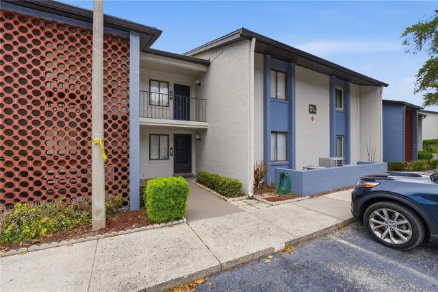 7 ESCONDIDO CIRCLE 67, Altamonte Springs, FL 32701