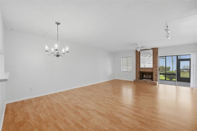 7 ESCONDIDO CIRCLE 67, Altamonte Springs, FL 32701