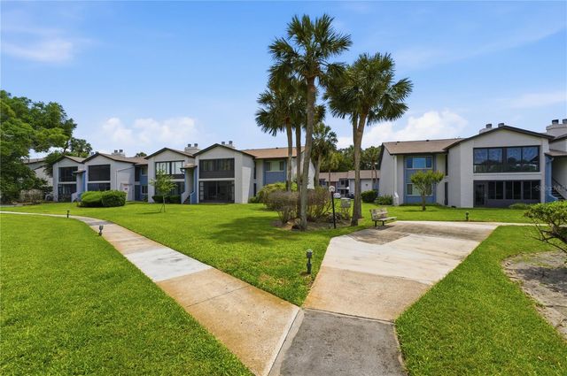 7 ESCONDIDO CIRCLE 67, Altamonte Springs, FL 32701