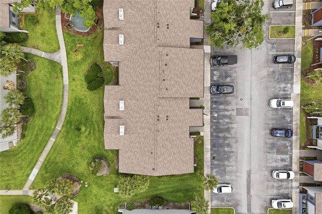 7 ESCONDIDO CIRCLE 67, Altamonte Springs, FL 32701