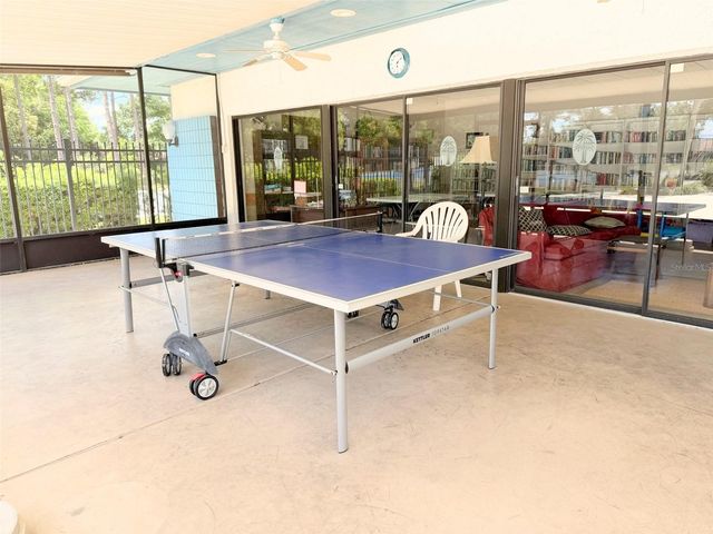 10537 LINGER LN, Orlando, FL 32821