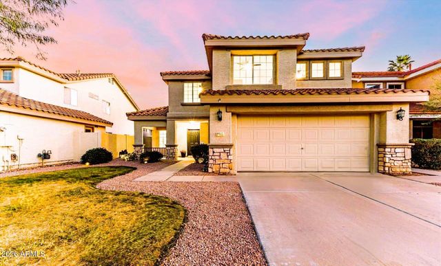 2905 E GLENHAVEN Drive, Phoenix, AZ 85048