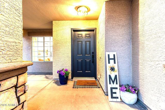 2905 E GLENHAVEN Drive, Phoenix, AZ 85048