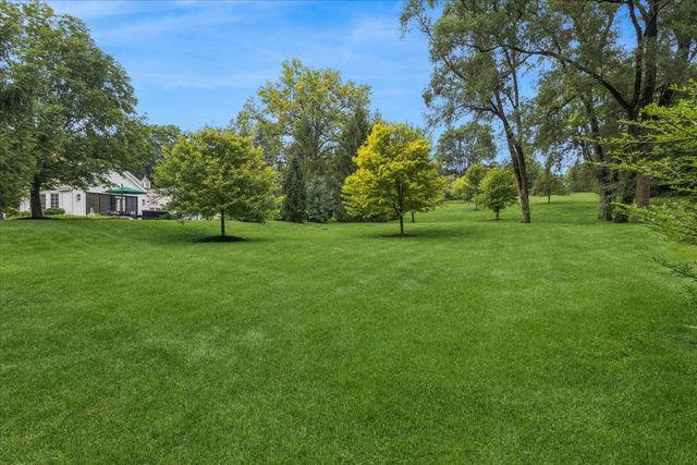 24710 W Cuba Road, Deer Park, IL 60010