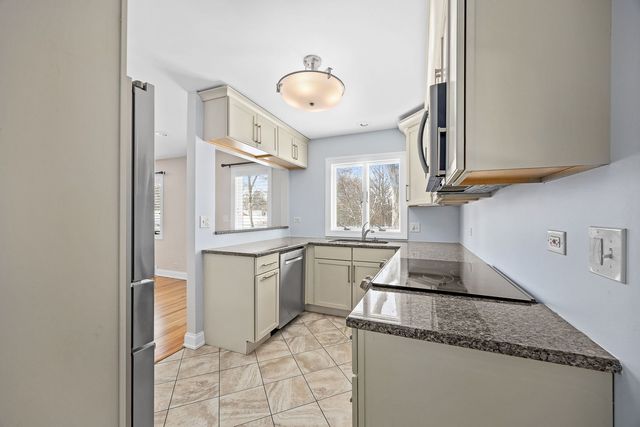 4426 Florence Avenue, Downers Grove, IL 60515