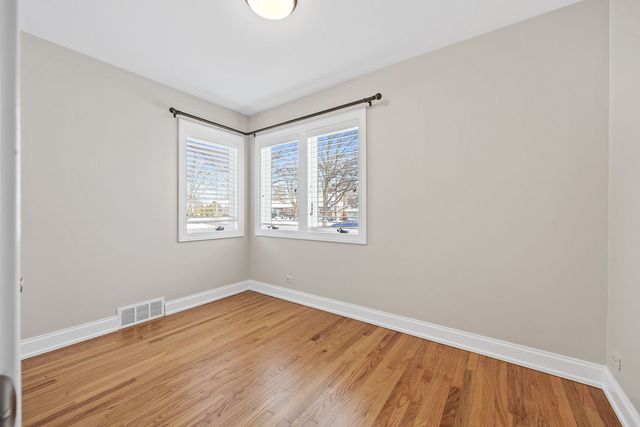 4426 Florence Avenue, Downers Grove, IL 60515