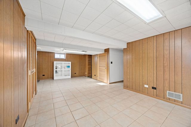 4426 Florence Avenue, Downers Grove, IL 60515