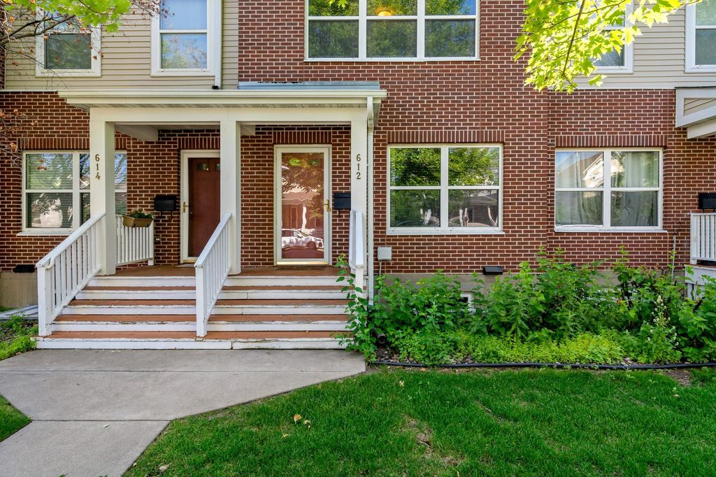 612 1st Avenue NW, Osseo, MN 55369 — photo 2