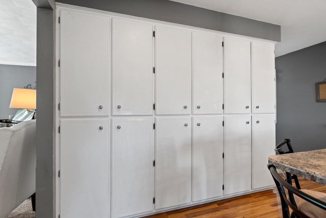 1632 W CLOVERDALE DRIVE, Appleton, WI 54914