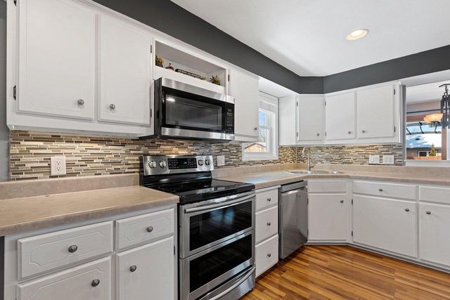 1632 W CLOVERDALE DRIVE, Appleton, WI 54914