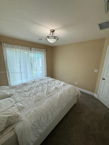 5861 NW CULLOM, Port St. Lucie, FL 34986