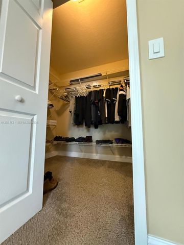 5861 NW CULLOM, Port St. Lucie, FL 34986