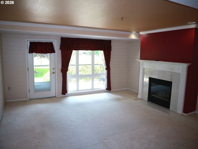15530 Ne KNOTT St 30, Portland, OR 97230