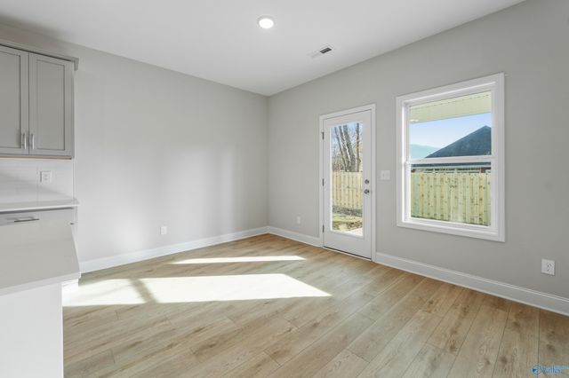 1755 Stampede Circle 42, Huntsville, AL 35803