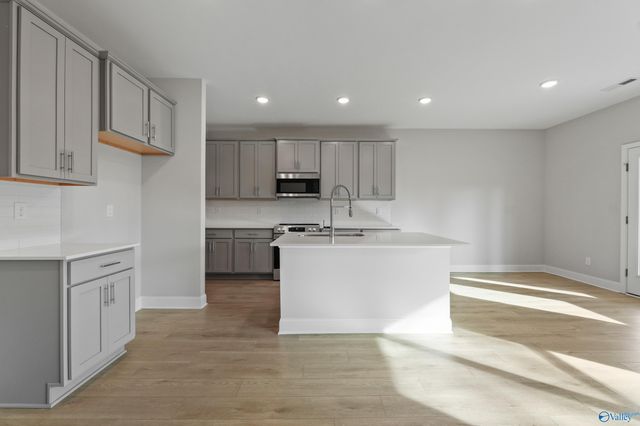 1755 Stampede Circle 42, Huntsville, AL 35803