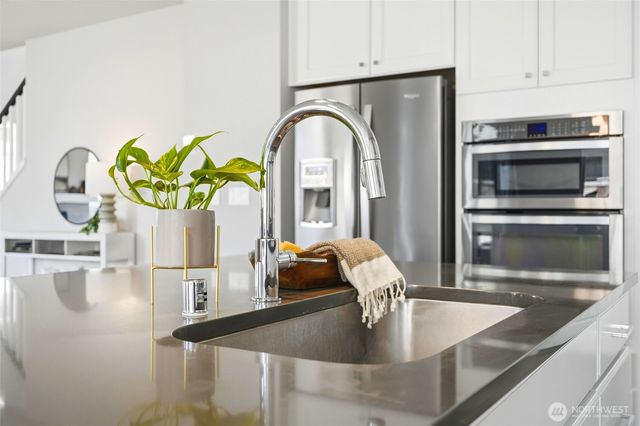 3853 Athena Court, Gig Harbor, WA 98332