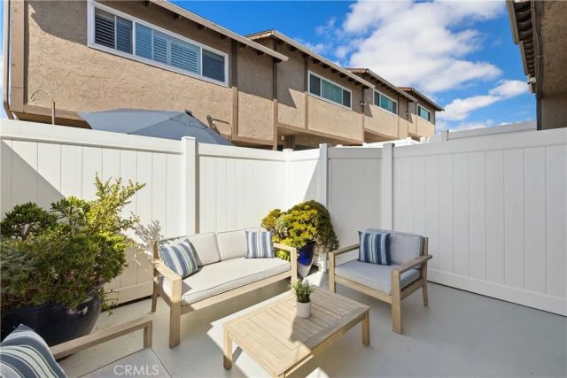 1140 Manhattan Beach D, Manhattan Beach, CA 90266