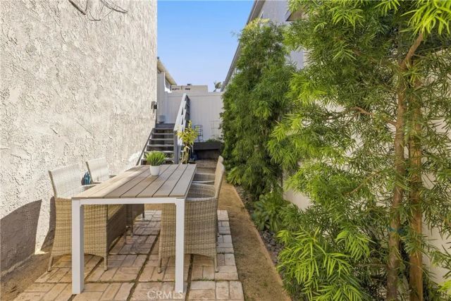 1140 Manhattan Beach D, Manhattan Beach, CA 90266