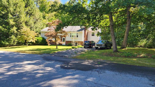 12 Southwood Drive, Londonderry, NH 03053